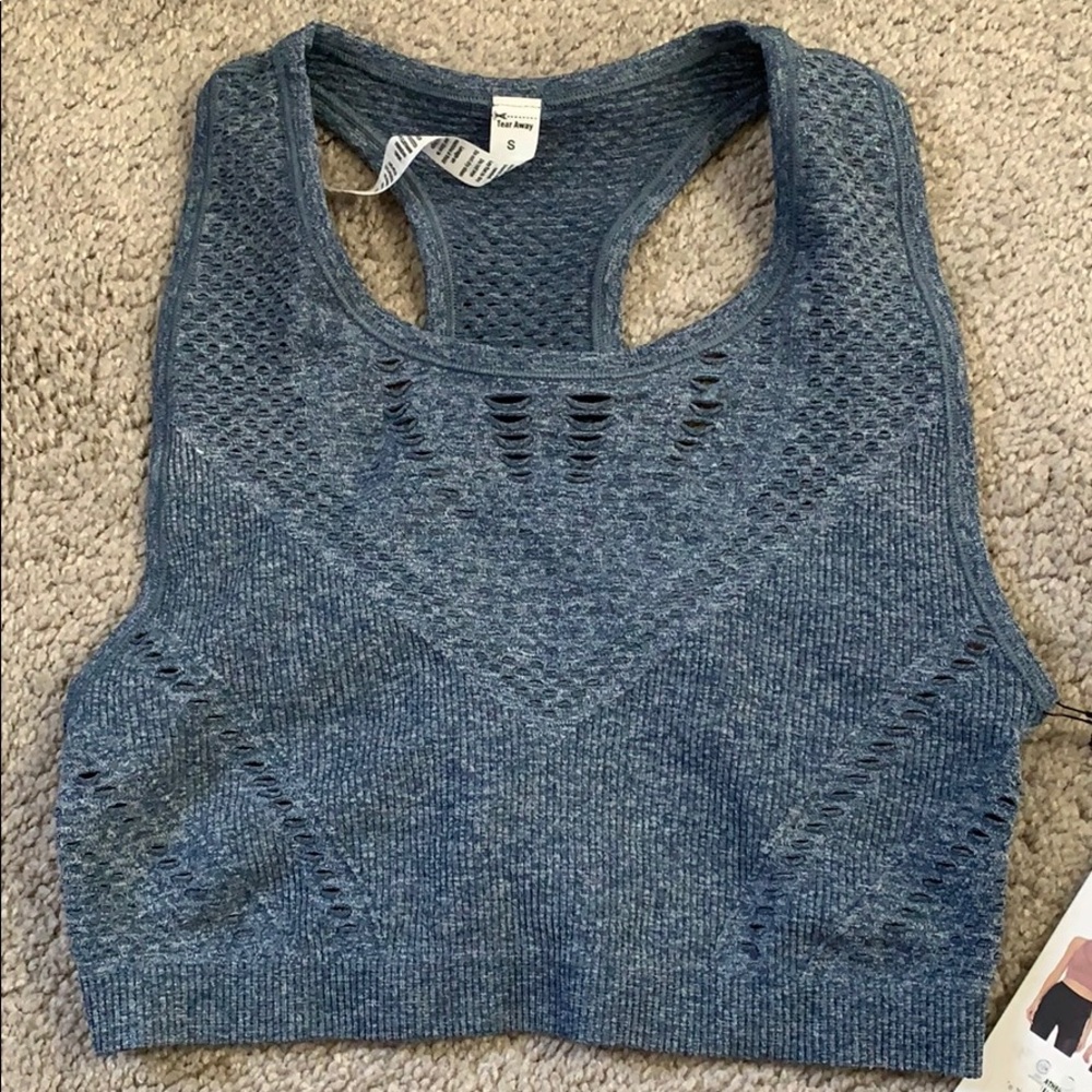 Alo Yoga Lark top